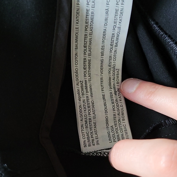 MANGO basics copped black pants - Picture 4 of 4
